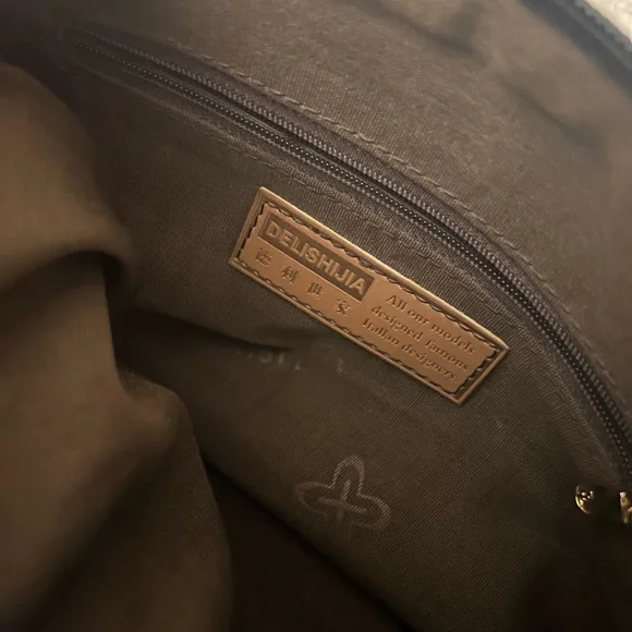 Bag - Picture 5 of 7